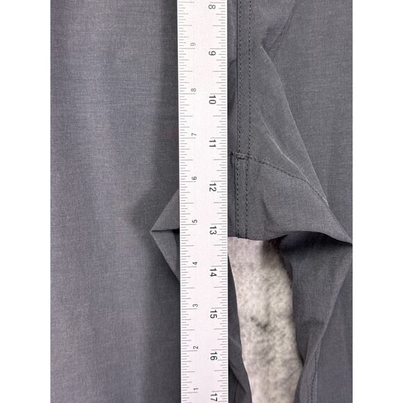 Vuori Aim Pants 34 x 31 Mens Charcoal Gray Performance Tailored Fit Chino - Picture 4 of 8